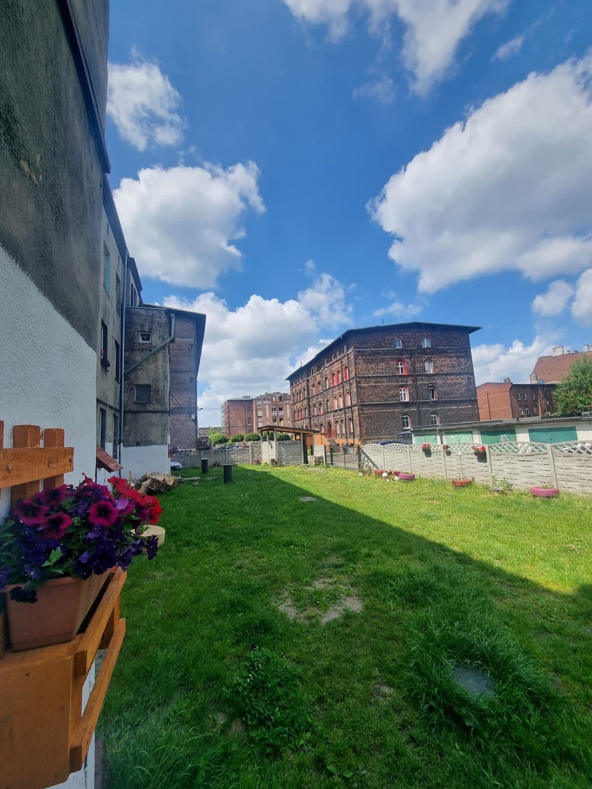 Kamienice do adaptacji z lokalami usługowymi