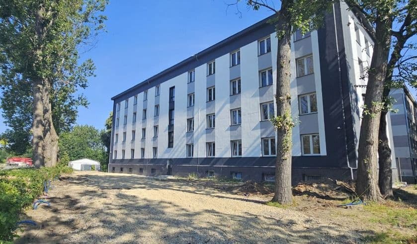 2 pokoje biurowe z własną KW