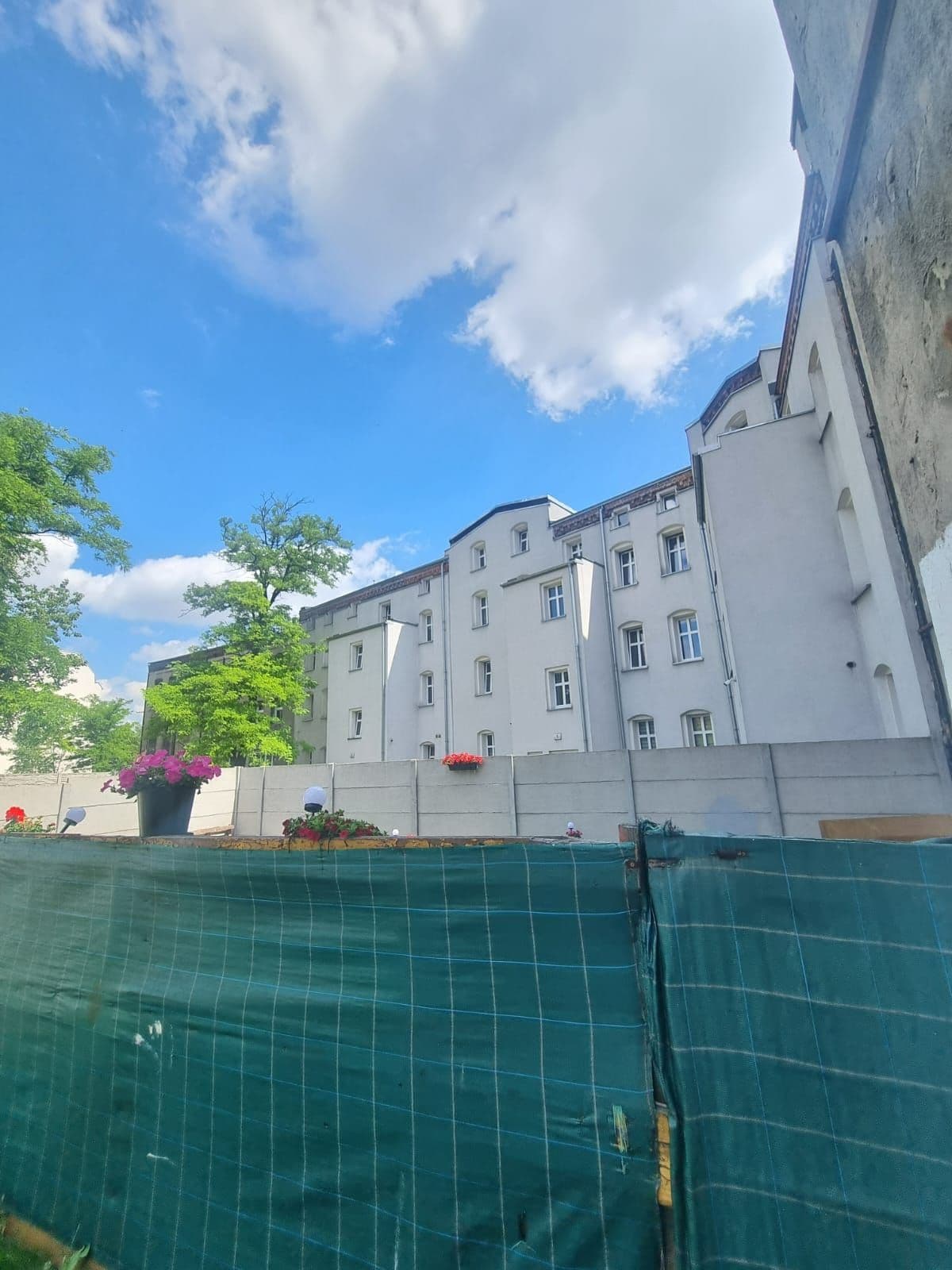 Kamienice do adaptacji z lokalami usługowymi