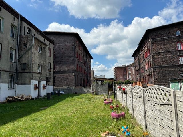 Kamienice do adaptacji z lokalami usługowymi