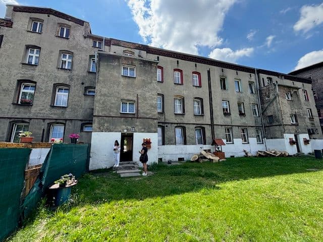 Kamienice do adaptacji z lokalami usługowymi